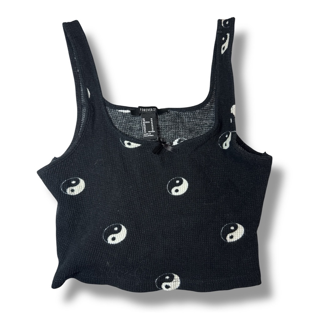 Forever 21 Black Yin Yang Women's Top